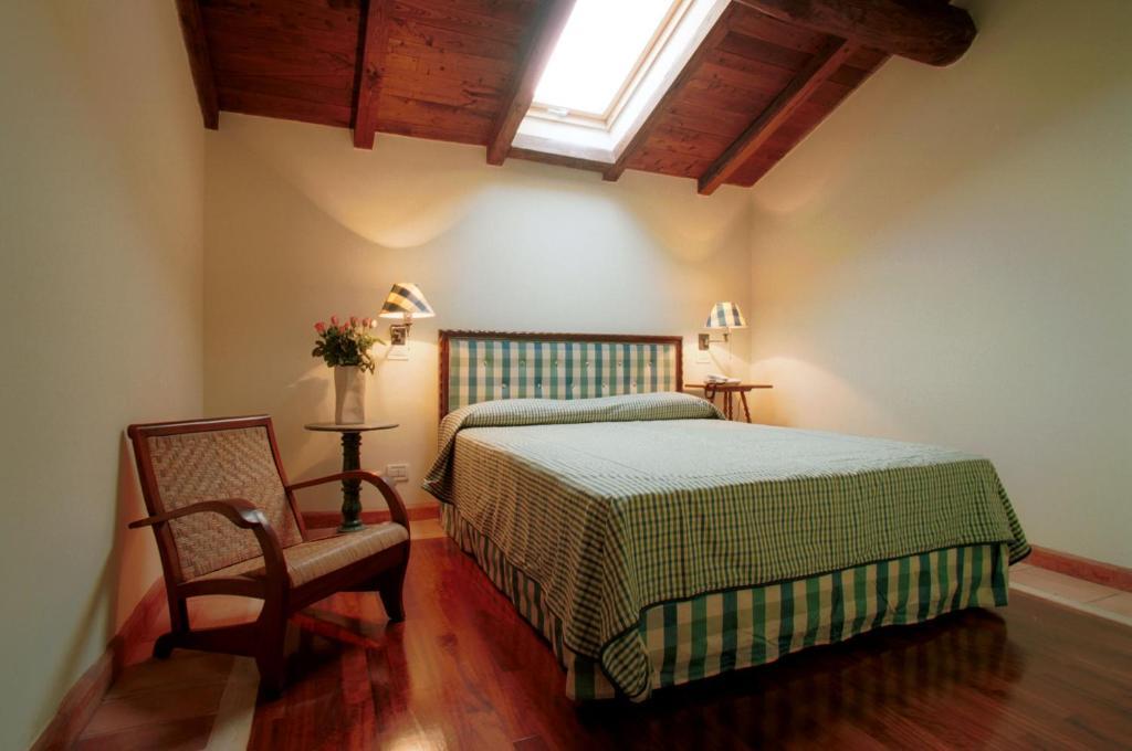 Agriturismo Lecanfore Guest House Castel di Leva ภายนอก รูปภาพ